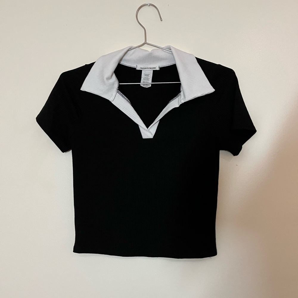 NWOT Crop collared ribbed knit tee